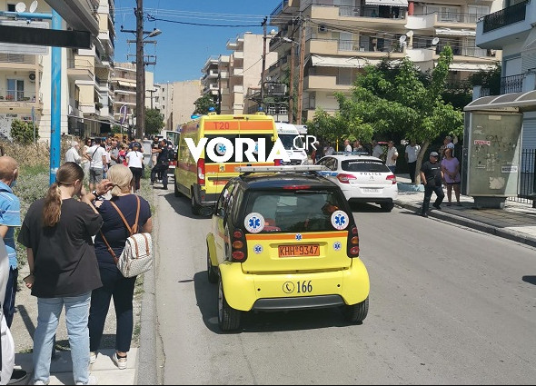 Θεσσαλονίκη: Όχημα έπεσε πάνω σε στάση του ΟΑΣΘ - Τρεις τραυματίες