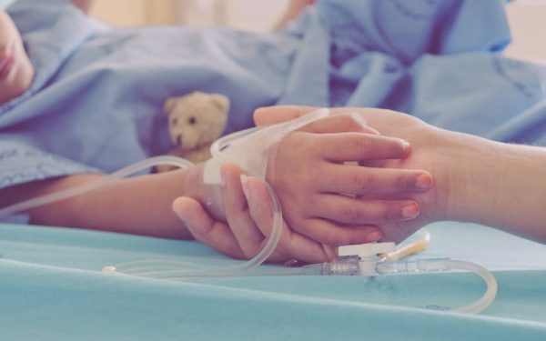 Αμαλιάδα: Στο νοσοκομείο κοριτσάκι 2,5 χρονών που ήπιε νέφτι