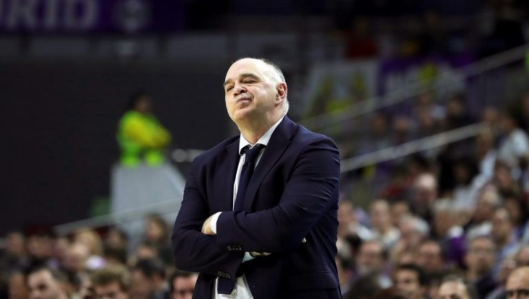 Όλο το παρασκήνιο στην υπόθεση Λάσο: Η απόλυση του γιατρού, η επιλογή Χεζόνια και η… Μπαρτσελόνα