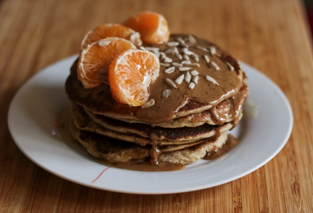 Πεντανόστιμα pancakes με βρώμη και ελάχιστες θερμίδες