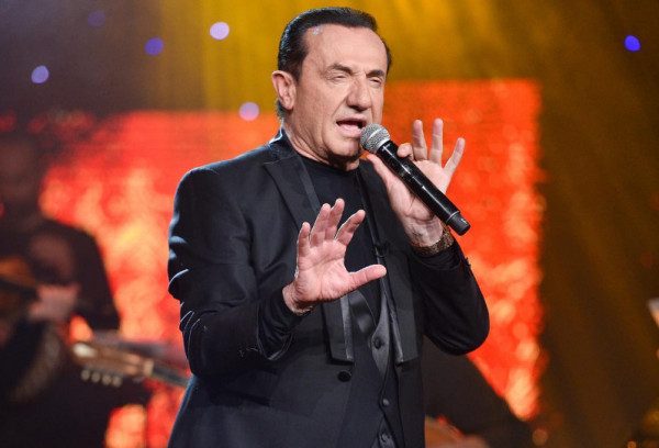 Λευτέρης Πανταζής: Έτοιμος να ανέβει τα σκαλιά της εκκλησίας;