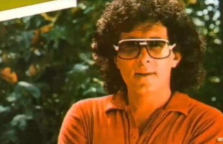 Πέθανε ο τραγουδιστής Περικλής Περάκης – Πότε θα γίνει η κηδεία του