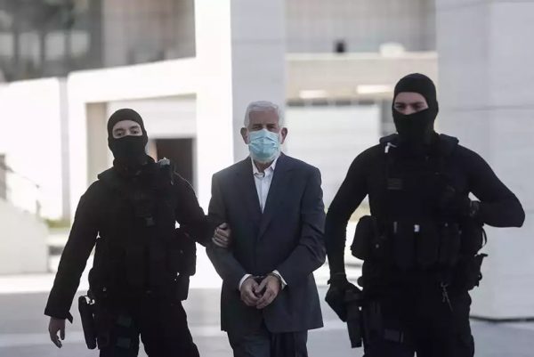 Πέτρος Φιλιππίδης: Έτσι συγκεντρώθηκαν οι 20.000 ευρώ για την εγγύηση