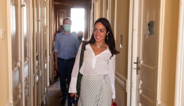 Δ. Μιχαηλίδου από Πειραιά: Εξασφαλίζουμε σε κάθε παιδί ένα καλύτερο μέλλον