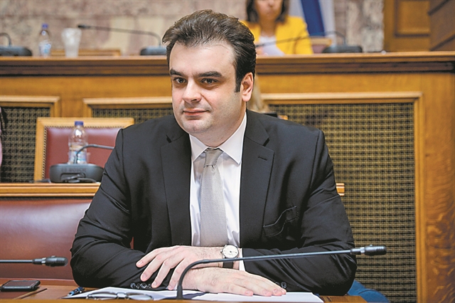Greek E-gov minister announces new ‘wallet-type’ app for holder’s police ID, driver’s license