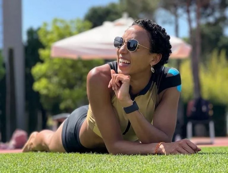 Η παγκόσμια πρωταθλήτρια στο άλμα εις μήκος είναι κλασική πιανίστρια με πάθος για τον Σοπέν