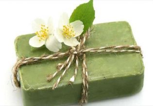 Τα μυστικά του πράσινου σαπουνιού και συνταγή για να φτιάξετε μόνοι σας