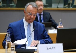 Συνέδριο Economist: Ανάπτυξη πάνω από 3,1% για το 2022 «βλέπει» ο Σταϊκούρας