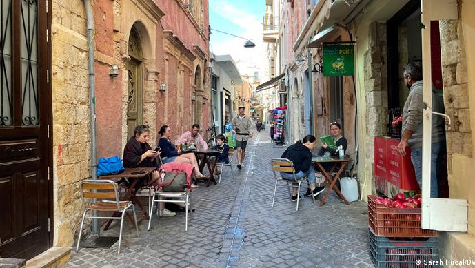 FAZ: «Τουρκική Κρήτη»