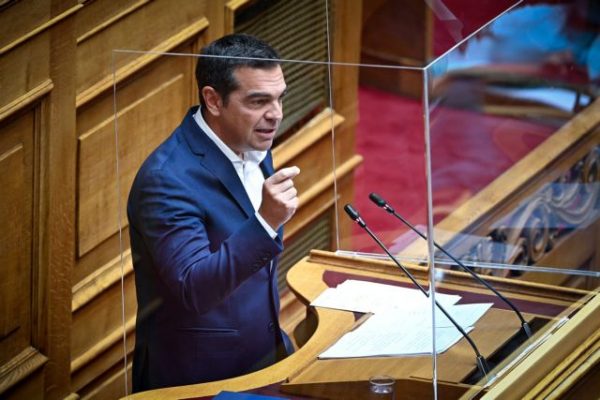 Δείτε live την ομιλία του Αλέξη Τσίπρα στη Βουλή