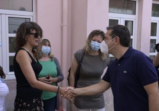 Αλέξης Τσίπρας: «Να σταματήσει η εγκατάλειψη στις νησιωτικές περιοχές», δήλωσε από την Ικαρία