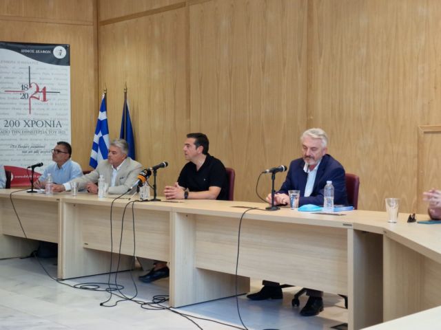 Τσίπρας για Power Pass: Ο κ. Μητσοτάκης να δώσει γενναίο πρόγραμμα στήριξης αντί του «απάτη pass»