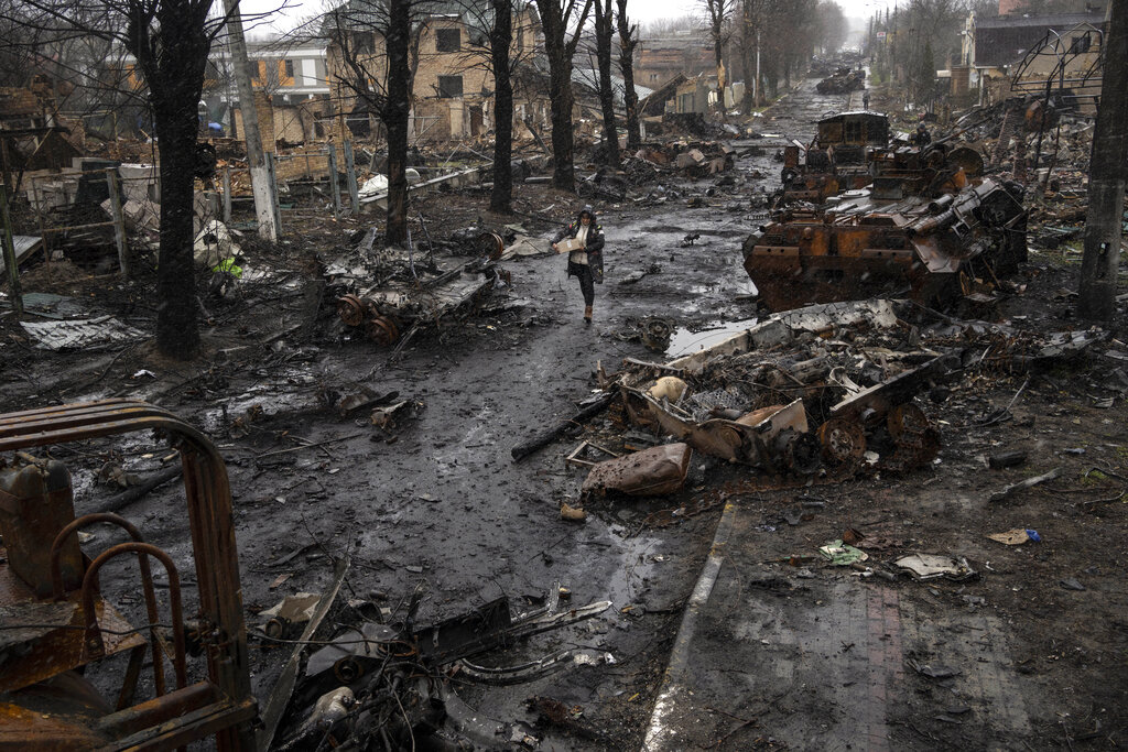 Ρωσία: Η Δύση δεν επιτρέπει στους Ουκρανούς «να σκεφτούν την ειρήνη» - Θέλει πόλεμο σε μάκρος