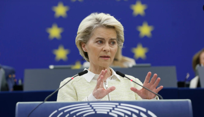 Ε.Ε: Η Ρωσία μας εκβιάζει και χρησιμοποιεί το φυσικό αέριο ως όπλο, λέει η Ούρσουλα φον ντερ Λάιεν