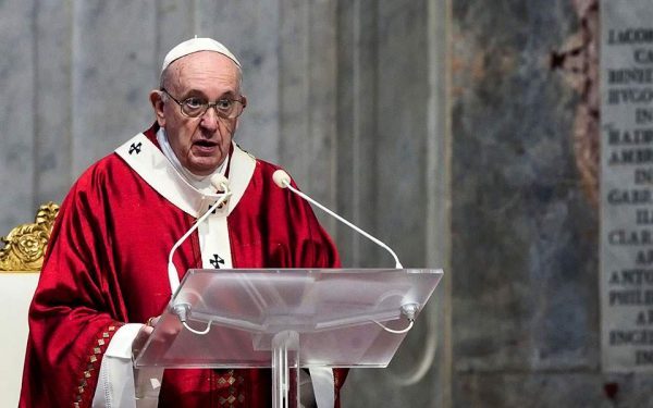 Πάπας: Η ηλικία και τα προβλήματα υγείας του οδηγούν σε μια νέα φάση στη θητεία του, όπως δήλωσε ο ίδιος