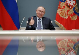 Κρεμλίνο: Πολλοί Ουκρανοί θέλουν να γίνουν Ρώσοι πολίτες σύμφωνα με το Κρεμλίνο