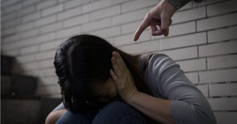 Βόλος: Εισαγγελική παρέμβαση για τους καυγάδες μάνας και κόρης