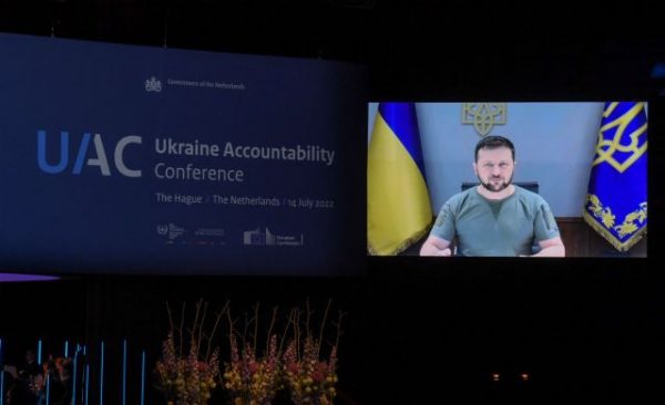 Χάγη: Ειδικό δικαστήριο για τα εγκλήματα πολέμου στην Ουκρανία ζήτησε ο Ζελένσκι