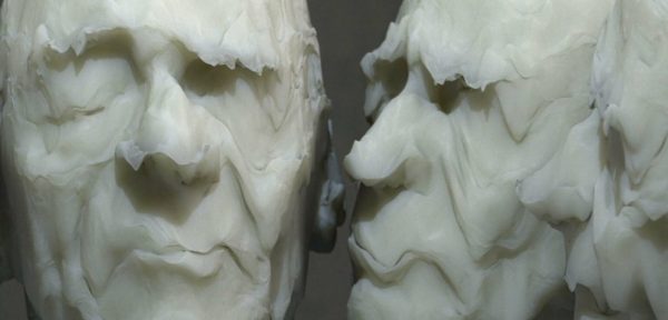 Μέσα χώρα: Η παράσταση που υμνεί την τρίτη ηλικία