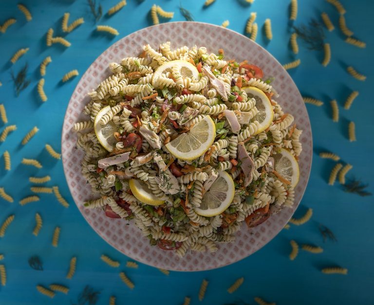 Ζυμαρικά με τόνο Αλοννήσου και λαχανικά