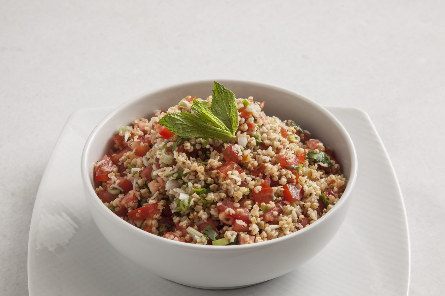 Ντοματένιο ταμπουλέ