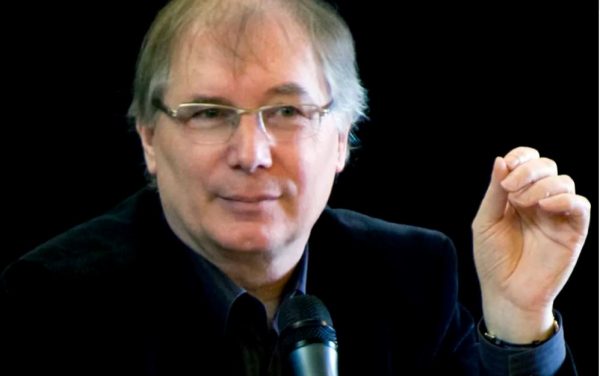 Πέθανε ο θεωρητικός του θεάτρου Χανς-Τις Λέμαν