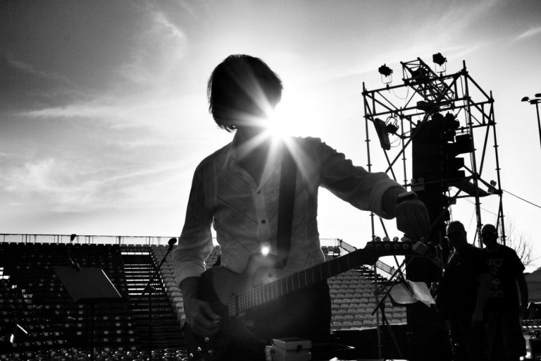 Κώστας Τουρνάς: Κατάμεστο το Faliro Summer Theater στη συναυλία του