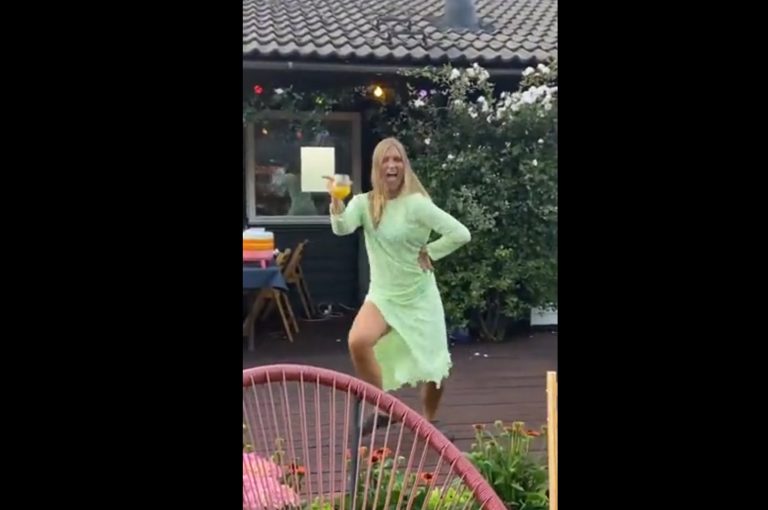 «Solidarity with Sanna»: Το «κίνημα» αλληλεγγύης στο twitter για την Φινλανδή πρωθυπουργό Σάνα Μαρίν