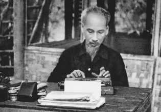 Άγαλμα του Χο Τσι Μινχ στην Έδεσσα; Εύγε