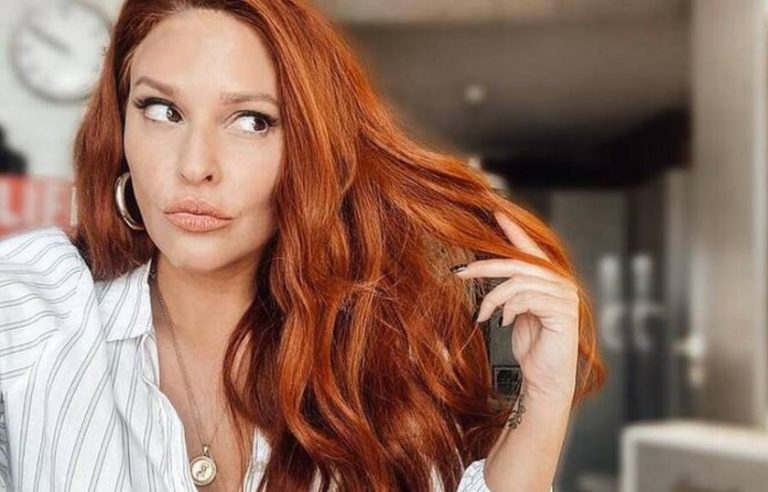 Σίσσυ Χρηστίδου: Ο γιος της έκλεισε τα εννιά και εκείνη του ευχήθηκε με αδημοσίευτες φωτογραφίες