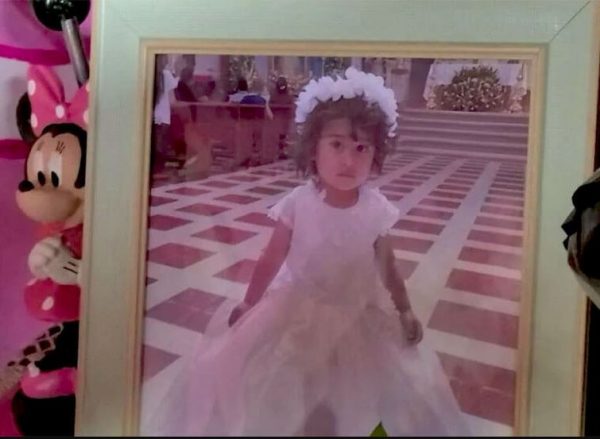 Σοκ: Τρίχρονο κοριτσάκι «ξύπνησε» στο φέρετρο και πέθανε ξανά 4