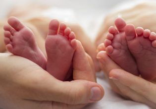 Ρόδος: Καταγγελία για σεξουαλική κακοποίηση 5χρονων αδελφών από τη νονά τους