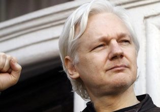 Τζούλιαν Ασάνζ: Οι δικηγόροι του κατέθεσαν μήνυση εναντίον της CIA