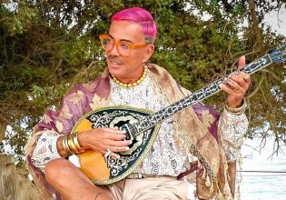 Λάκης Γαβαλάς: Έγινε 70 ετών και το γιόρτασε στην Πάρο