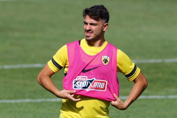 «Παρών» στο φιλικό της ΑΕΚ ο Γαλανόπουλος