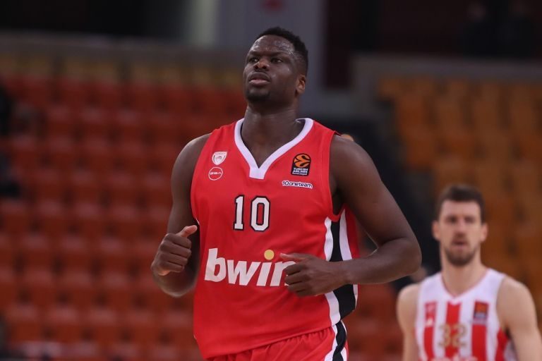 Φαλ: Χάνει το Eurobasket λόγω τραυματισμού