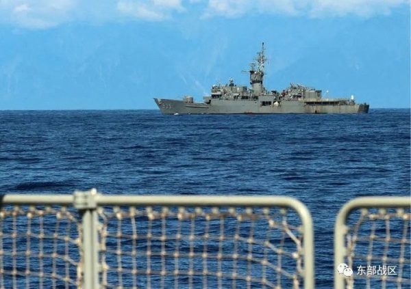 Ταϊβάν: Πολεμικά πλοία δίπλα δίπλα με τα κινεζικά – Φόβοι για ατύχημα