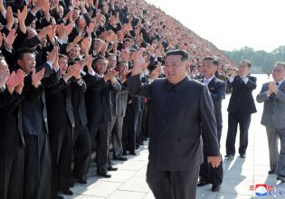 Βόρεια Κορέα: Ο Κιμ Γιονγκ Ουν «νίκησε» τον κοροναϊό – Νόσησε και ο ίδιος