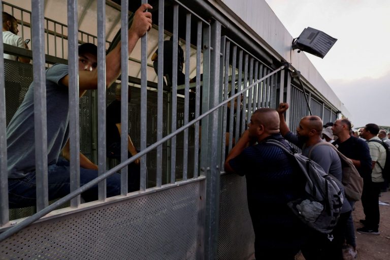 Ισραήλ: Χιλιάδες Παλαιστίνιοι κατεβαίνουν σε απεργία