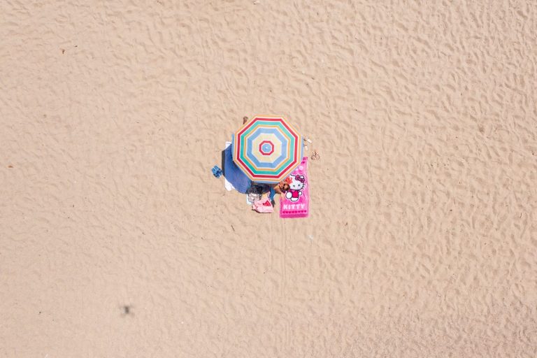 ΗΠΑ: Λουόμενη σκοτώθηκε από ομπρέλα θαλάσσης