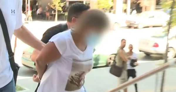 Θεσσαλονίκη: «Τους έπιανα συχνά στο κρεβάτι» λέει η 25χρονη – Είχαν πιαστεί στα χέρια