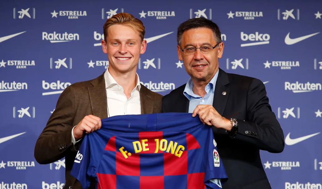 Μπαρτσελόνα: Το απόλυτο σκάνδαλο – Ο Μπαρτομέου είχε «δέσει» τέσσερις ποδοσφαιριστές με «εγκληματικά» συμβόλαια [pics]