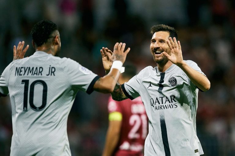 Κλερμόν – Παρί Σεν Ζερμέν 0-5: Αδιανόητα… όργια από Νεϊμάρ και Μέσι – Σκόραρε με ανάποδο ψαλίδι ο Αργεντινός [vids]