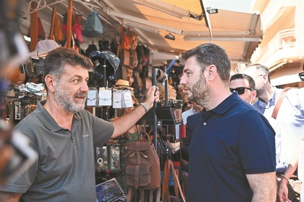 Τι κρύβει η ένταση μεταξύ ΠΑΣΟΚ και Μαξίμου