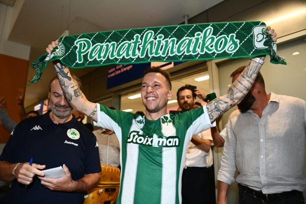 Παναθηναϊκός: Τα κόλπα του Μπερνάρντ με φόντο την Ακρόπολη