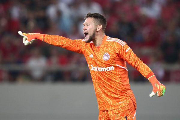 Πρόκριση του Ολυμπιακού με σούπερ Βατσλίκ στα πέναλτι 3-1 (1-1 κ.δ. και παρ.)