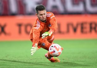 Οι αποκρούσεις του Βατσλίκ που έστειλαν τον Ολυμπιακό στους ομίλους (vid)