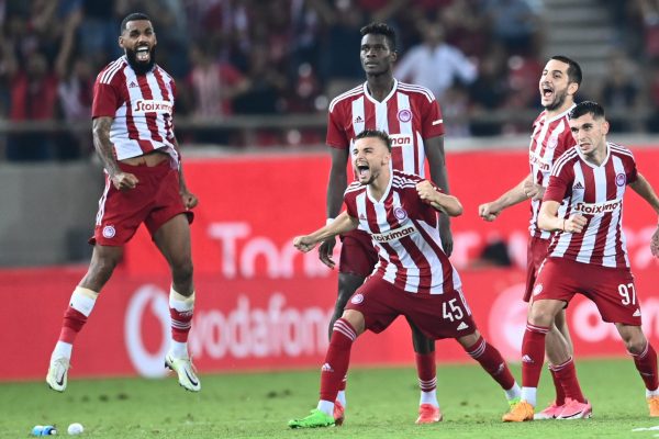 Ολυμπιακός: Πάθος, πρόκριση και πανηγυρισμοί