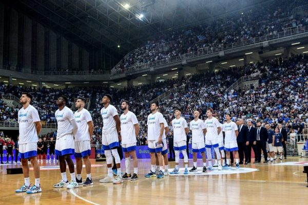 Με 14 παίκτες στο Μιλάνο η Εθνική
