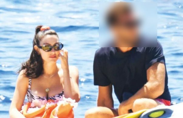 Πρώην παίκτης Ολυμπιακού σε ερωτικές στιγμές με την κόρη του Μπερλουσκόνι [Εικόνες]